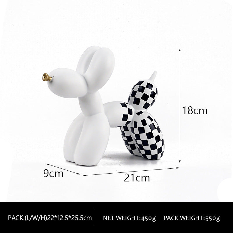 Black and white plaid balloon dog