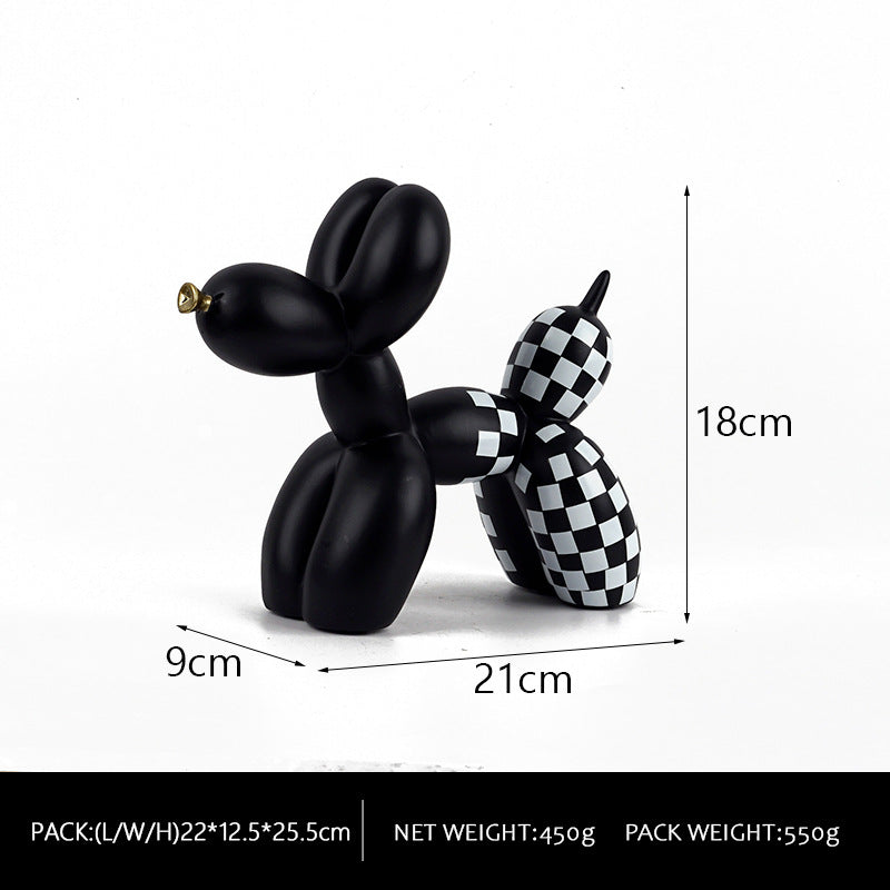 Black and white plaid balloon dog