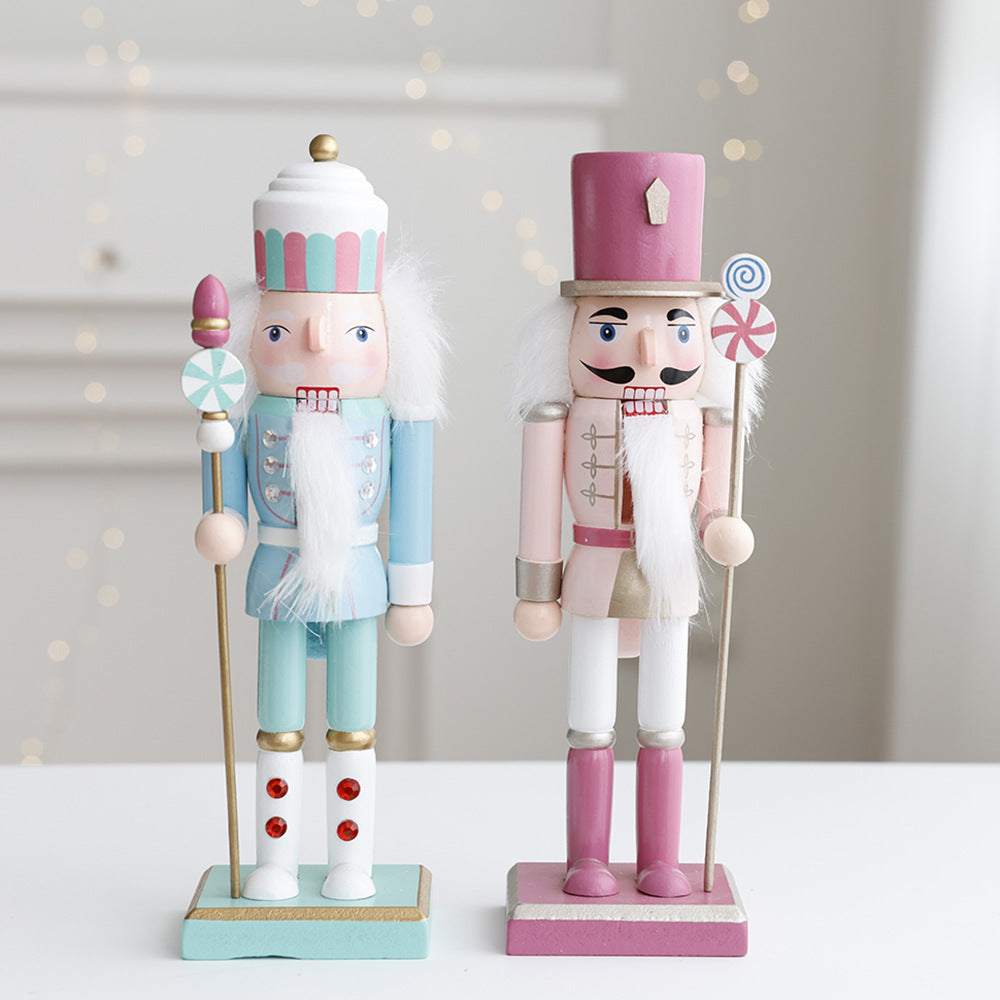 Nutcracker solid wood soldier 26CM