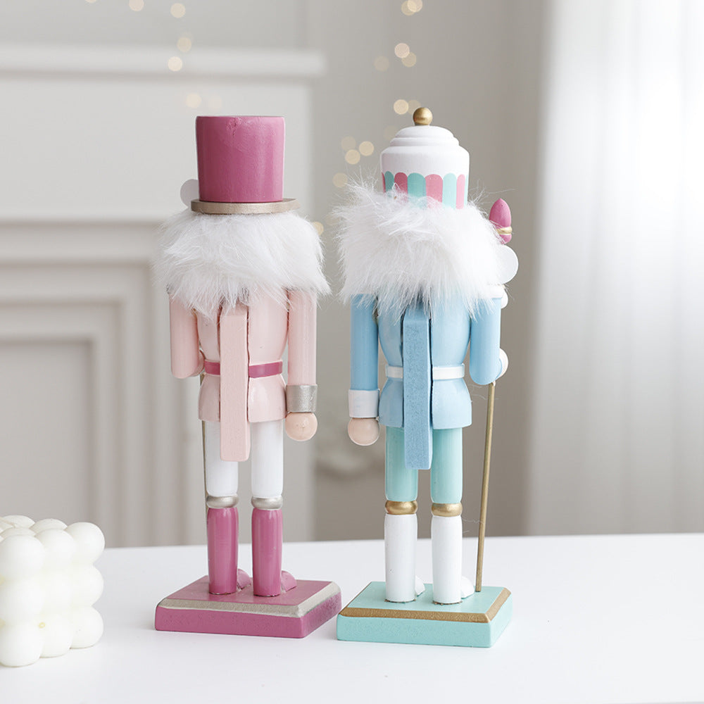 Nutcracker solid wood soldier 26CM