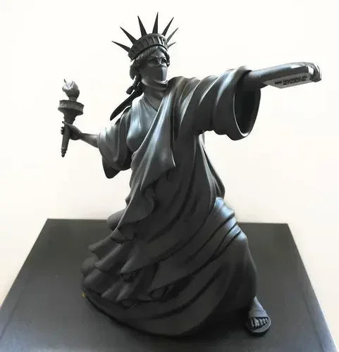 Throw Torch Statue Of Liberty
