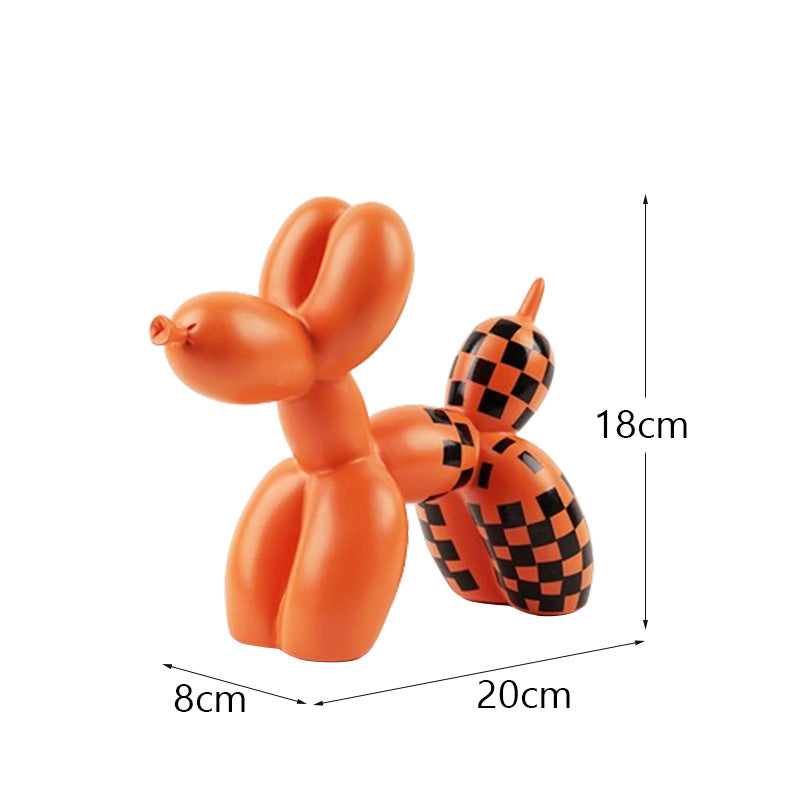 Black and white plaid balloon dog